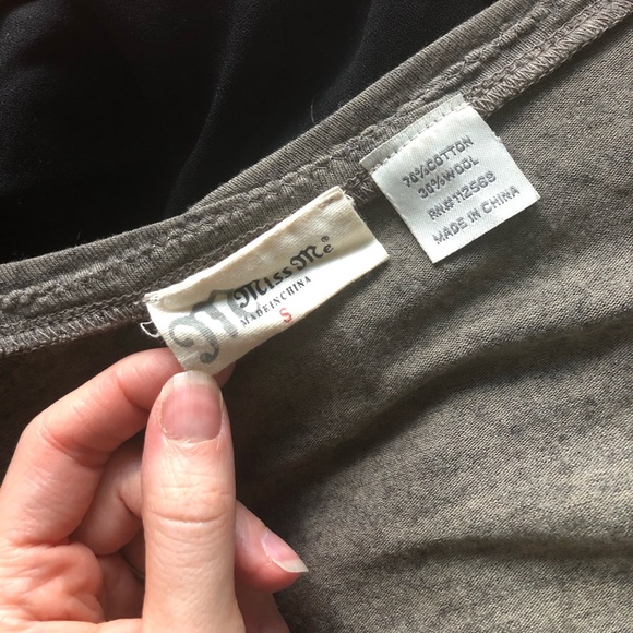 Buckle Cardigan with Sequin Accents + Rose Pattern - Picture 4 of 5